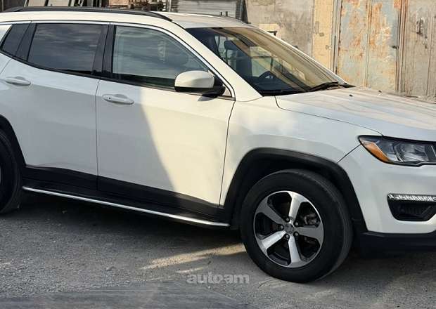 Jeep Compass 2018 — լուսանկար 3