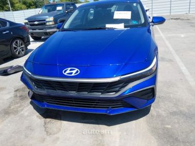 Hyundai Elantra  2025 