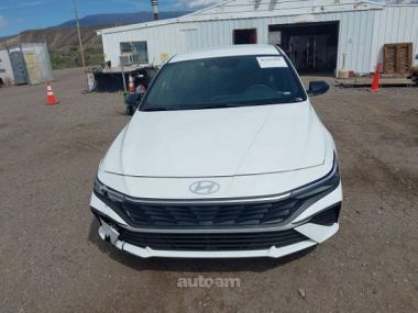 Hyundai Elantra  2026 