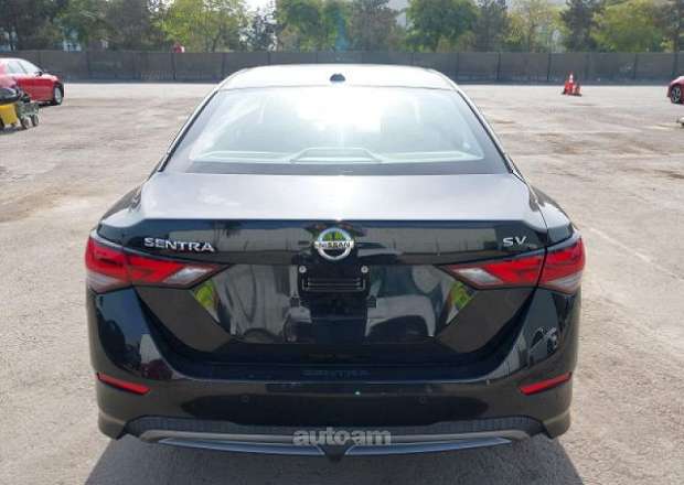 Nissan Sentra