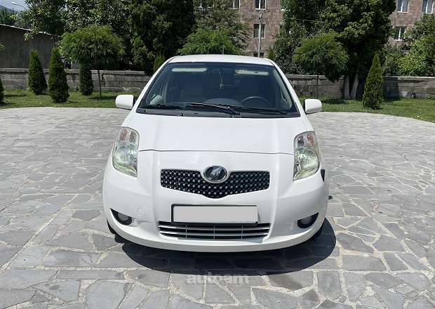 Toyota Vitz 2007 — լուսանկար 1