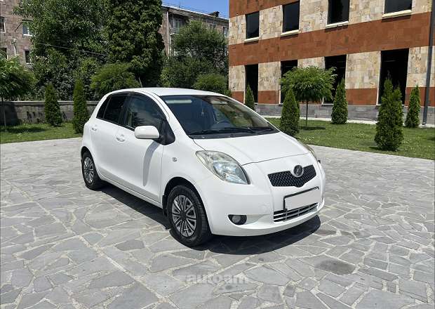 Toyota Vitz 2007 — լուսանկար 2