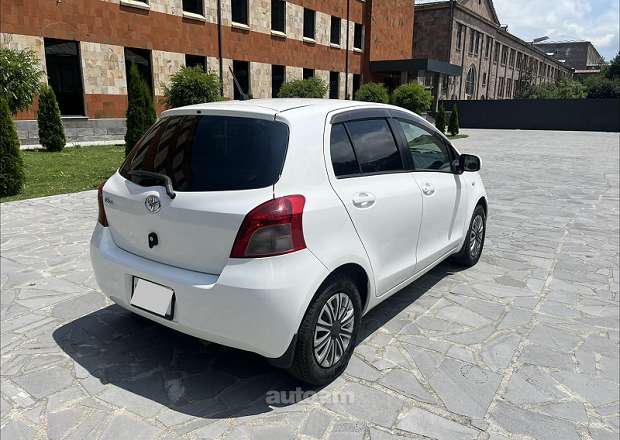 Toyota Vitz 2007 — լուսանկար 4