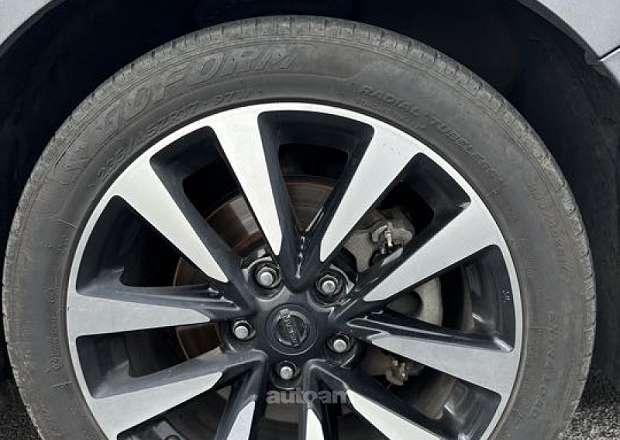 Nissan Altima 2018 — լուսանկար 11