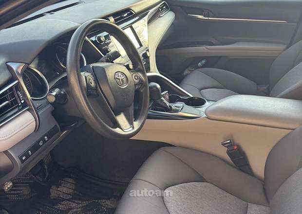 Toyota Camry 2018 — լուսանկար 5