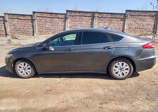 Ford Fusion 2020 — photo 4