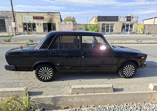 VAZ (Lada) 2107 2011 — լուսանկար 1