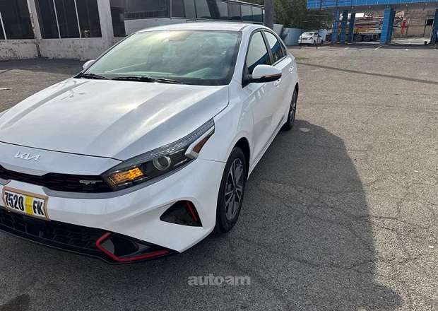 Kia Forte 2024 — photo 3