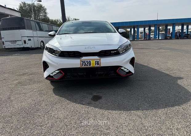 Kia Forte 2024 — photo 2