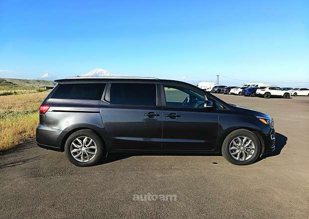 Kia Sedona 2019 — լուսանկար 1