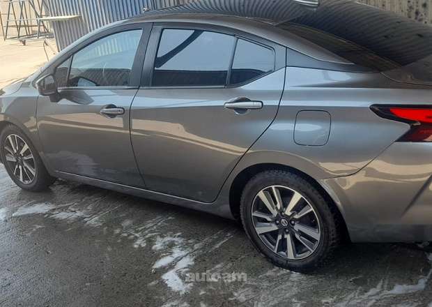 Nissan Versa 2020 — լուսանկար 8