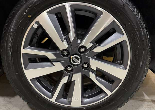 Nissan Versa 2020 — լուսանկար 7