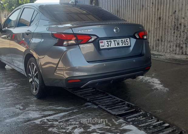 Nissan Versa 2020 — լուսանկար 2