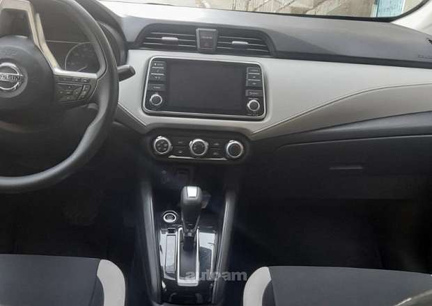 Nissan Versa 2020 — լուսանկար 6