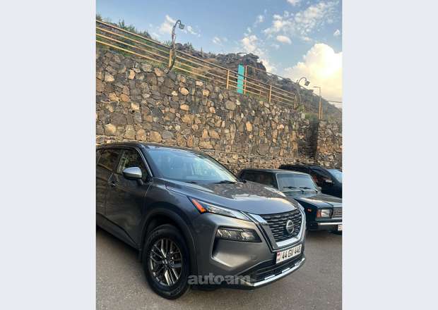 Nissan Rogue 2021 — լուսանկար 2