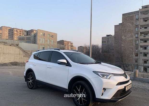 Toyota Rav 4 2016 — լուսանկար 3