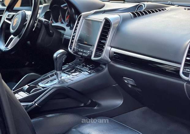 Porsche Cayenne 2017 — լուսանկար 6