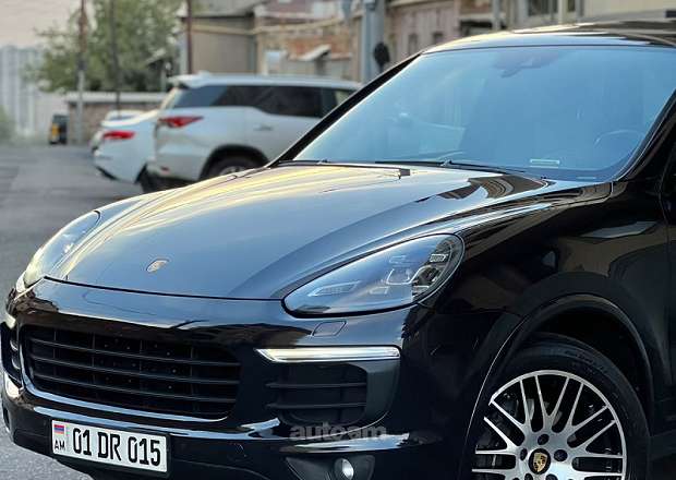 Porsche Cayenne 2017 — լուսանկար 2