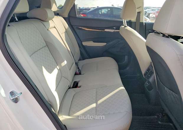 Kia Seltos 2022 — լուսանկար 8