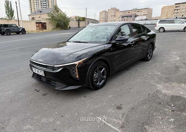 Kia K4