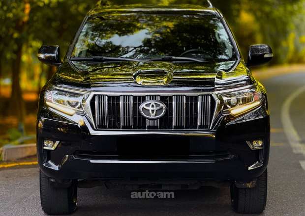 Toyota Land Cruiser Prado 2019 — լուսանկար 1