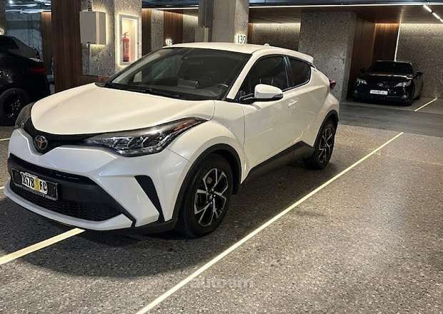 Toyota C-HR 2021 — լուսանկար 1