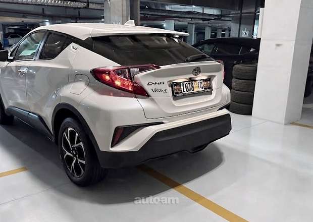 Toyota C-HR 2021 — լուսանկար 3