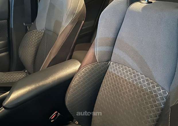 Toyota C-HR 2021 — լուսանկար 8