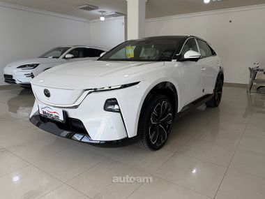 Mazda EZ-60  2025 