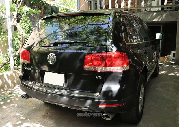 Volkswagen Touareg 2004 — լուսանկար 3