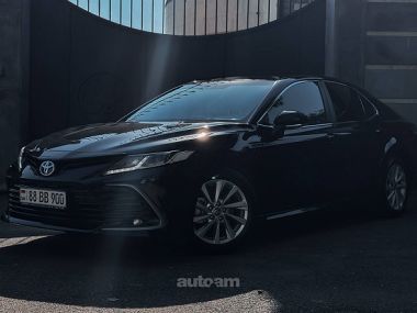 Toyota Camry  2023 