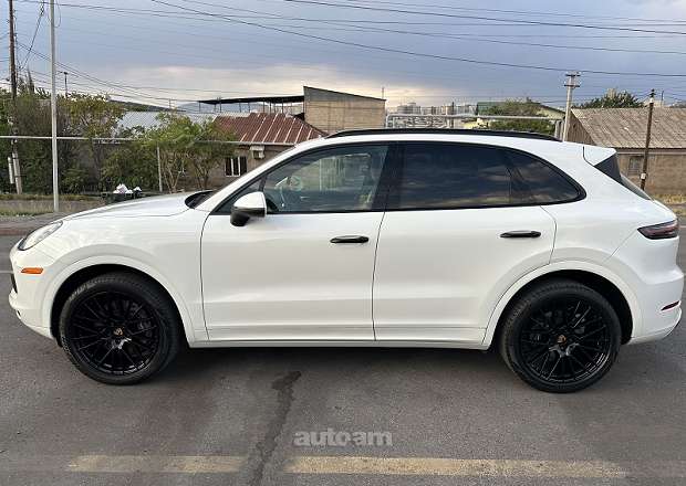 Porsche Cayenne 2021 — լուսանկար 4