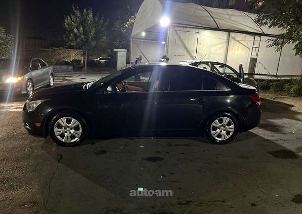 Chevrolet Cruze 2012 — լուսանկար 1