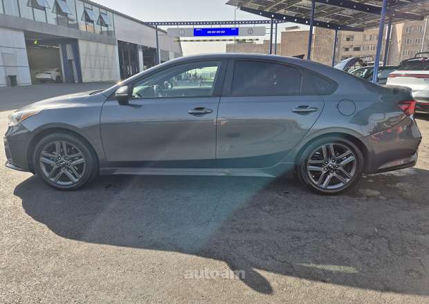 Kia Forte 2020 — photo 5