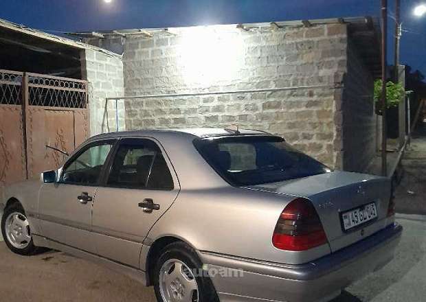 Mercedes-Benz 180 1999 — լուսանկար 10