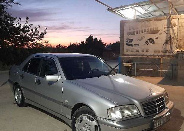 Mercedes-Benz 180 1999 — լուսանկար 9