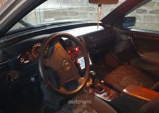 Mercedes-Benz 180 1999 — լուսանկար 6