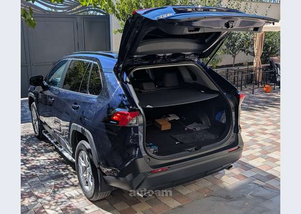 Toyota Rav 4 2020 — photo 11