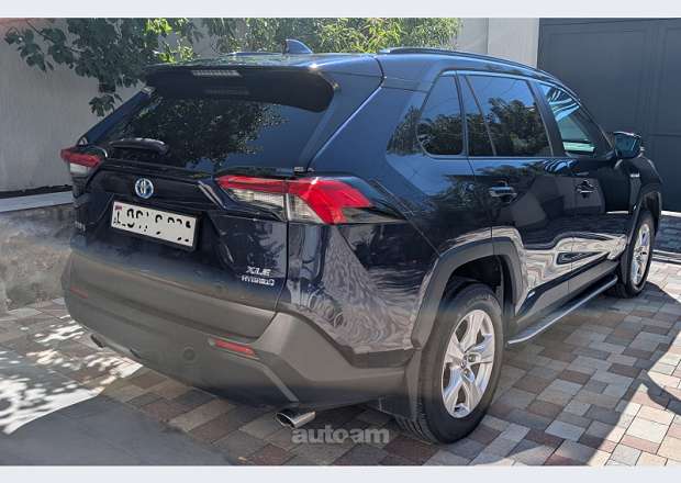 Toyota Rav 4 2020 — photo 9