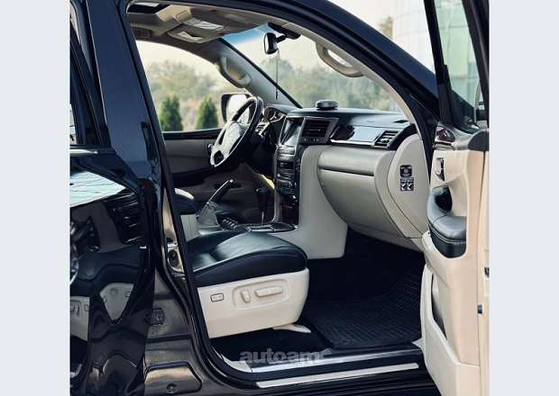 Lexus LX 570 2008 — photo 8