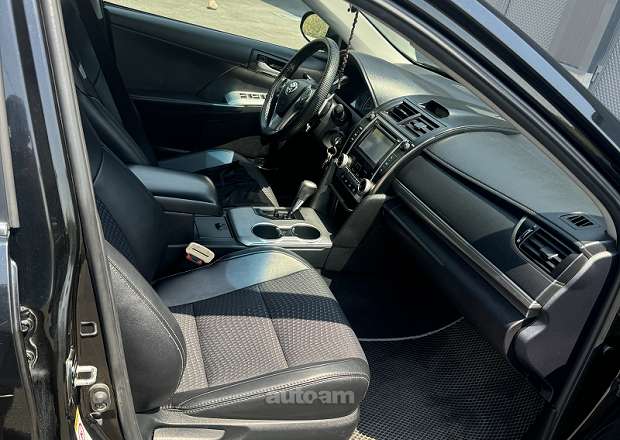 Toyota Camry 2012 — լուսանկար 4
