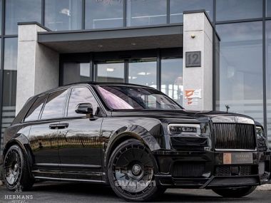 Rolls Royce Cullinan  2021 