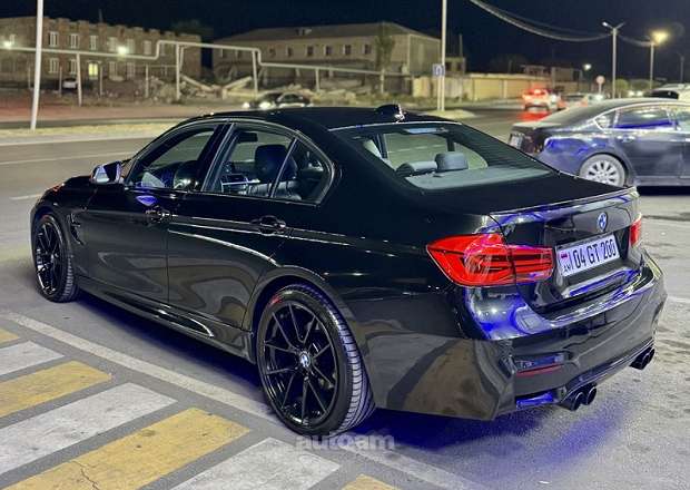 BMW 330 2017 — լուսանկար 6