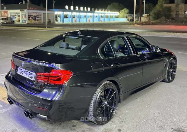 BMW 330 2017 — լուսանկար 4