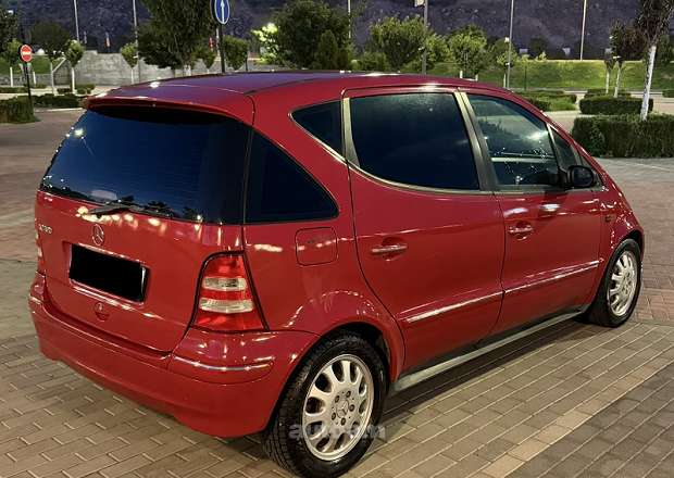 Mercedes-Benz A 160