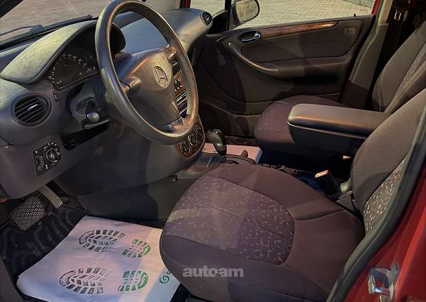 Mercedes-Benz A 160