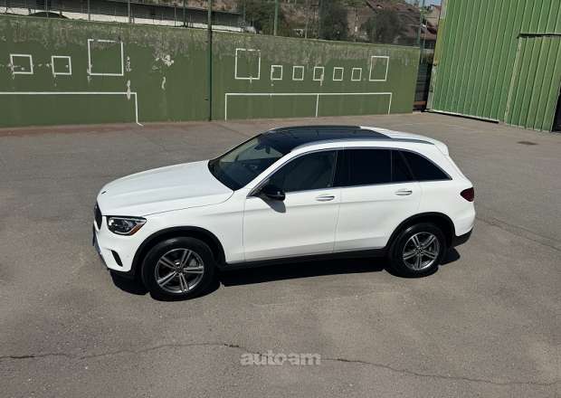 Mercedes-Benz GLC 300 2020 — фото 1