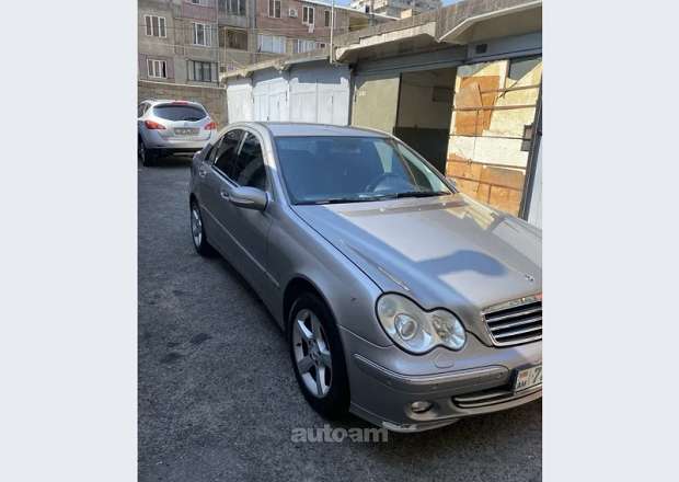 Mercedes-Benz C 240 2005 — լուսանկար 7