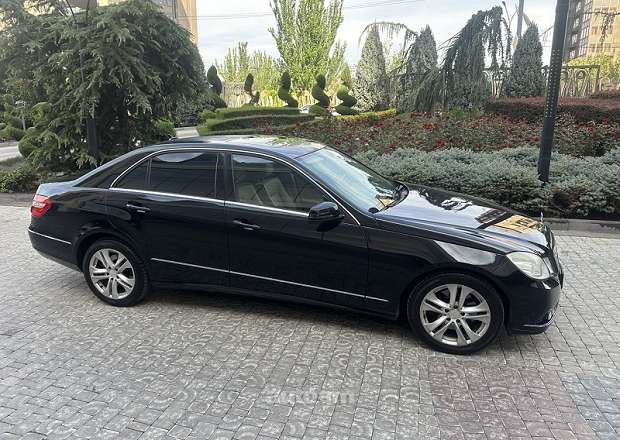 Mercedes-Benz E 350 2010 — լուսանկար 4