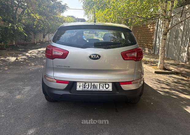 Kia Sportage 2012 — լուսանկար 4